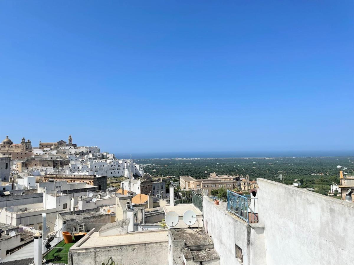 La Stanza Sul Tetto - Panorama&Relax - Ostuni Centro Villa Luaran gambar