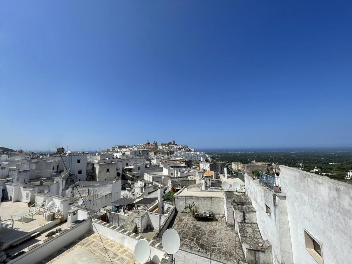 La Stanza Sul Tetto - Panorama&Relax - Ostuni Centro Villa Luaran gambar